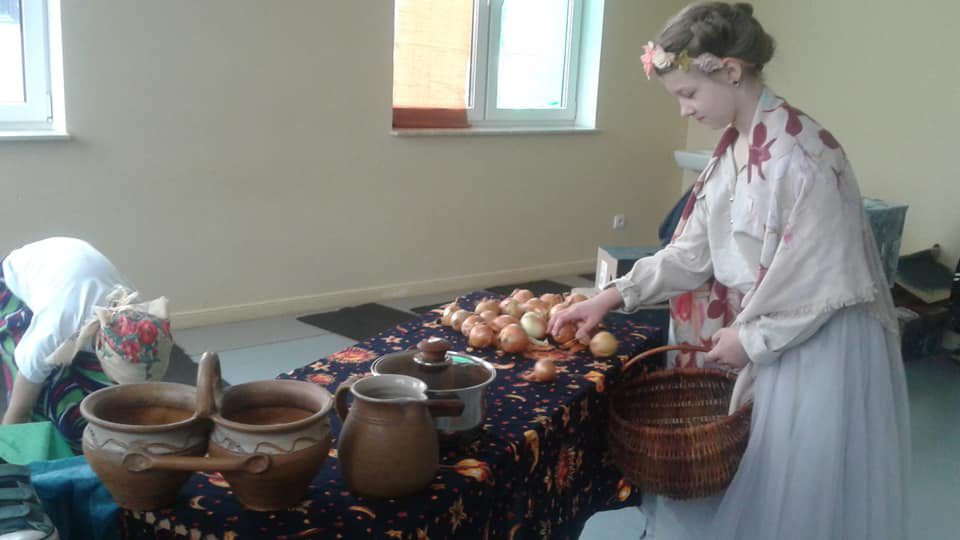 Teatr w klasie IV czyli nauka przez przeżywanie.