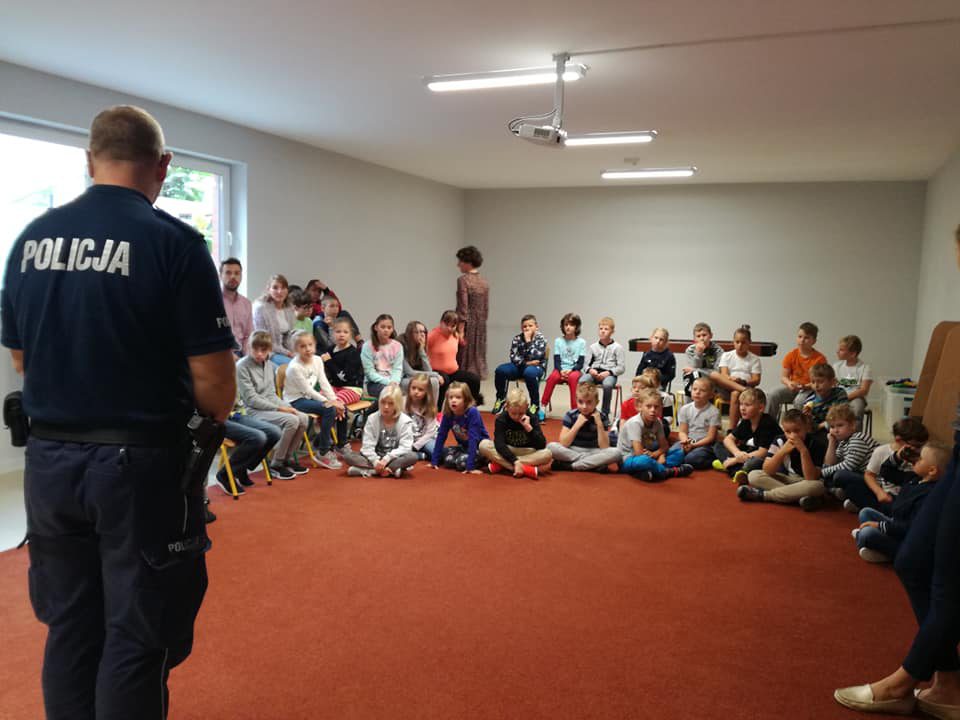 Bezpieczeństwo ważna sprawa!!! 👮‍♀️👮‍♂️🚓