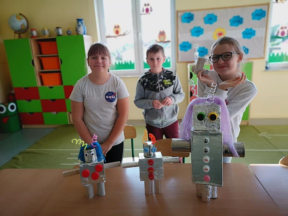 Roboty – zajęcia z WKT