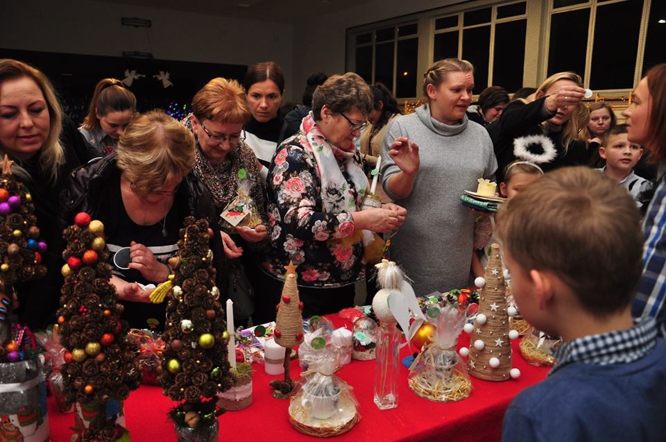 Kiermasz ciast i ciasteczek-akcja charytatywna