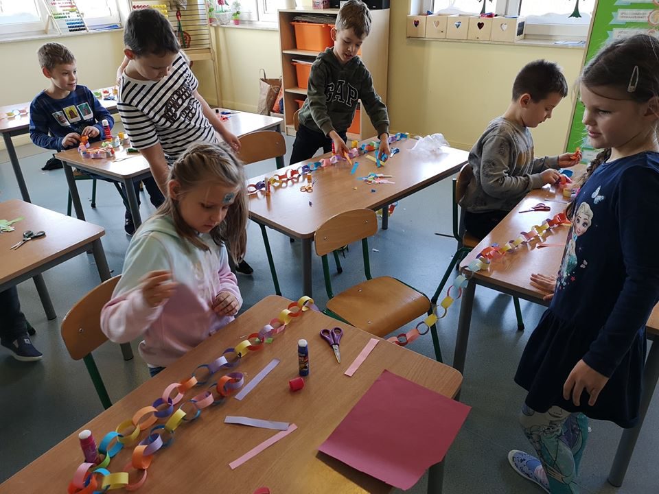 Łańcuch choinkowy w kl. I