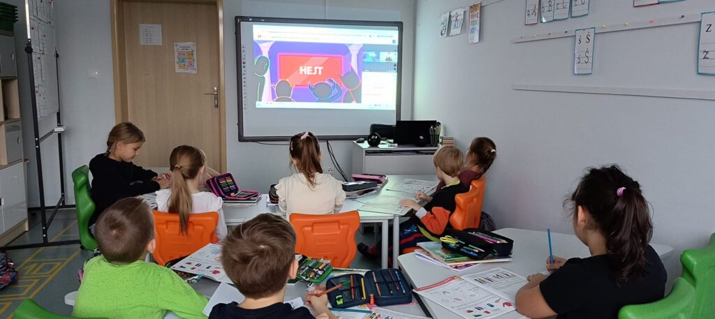,,Internet mocy bez przemocy “!